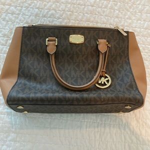 Michael Kors bag in perfect condition